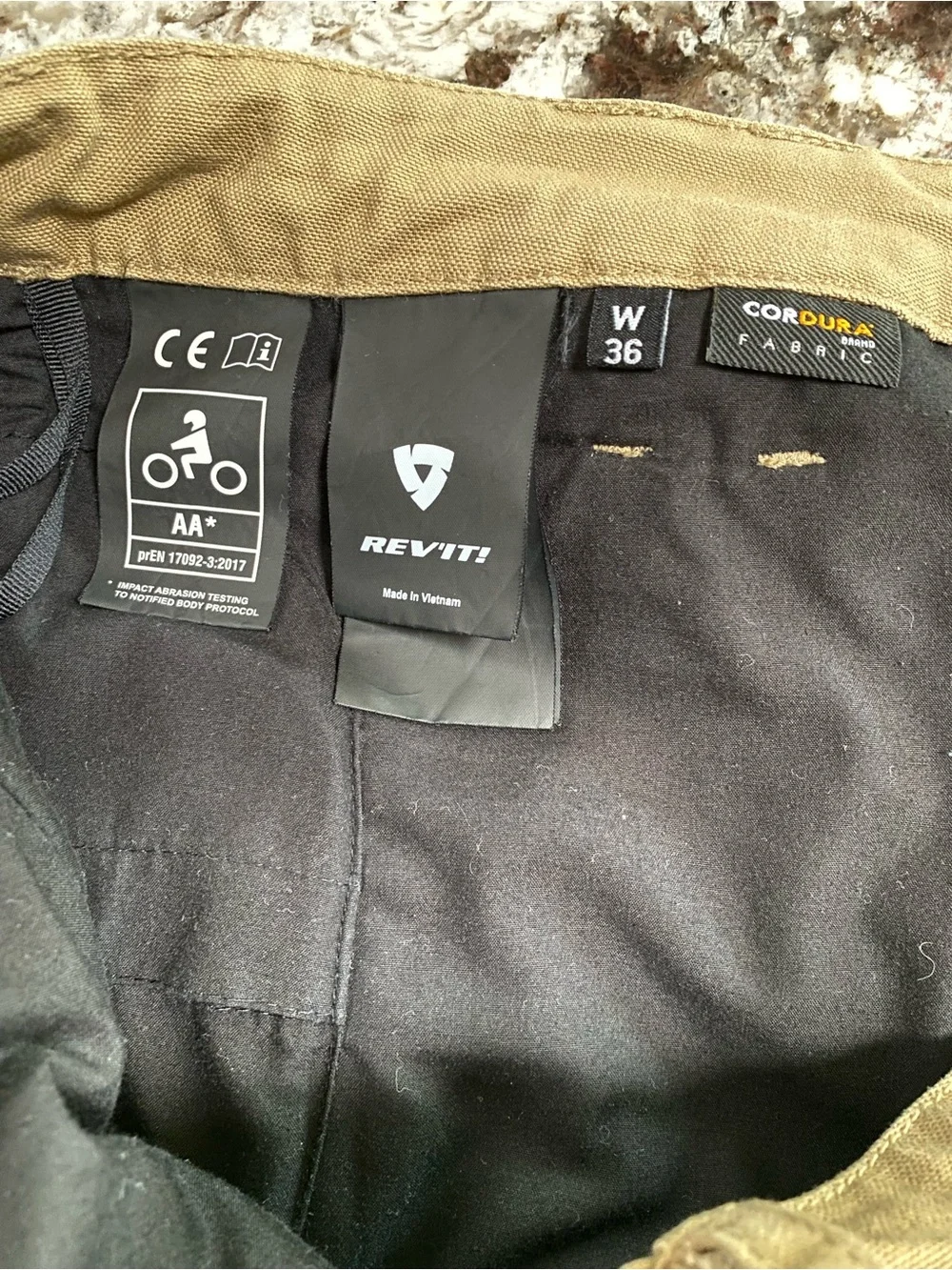 REV'IT! Alpha RF Chinos Men’s 36x32 Hip Knee Armor